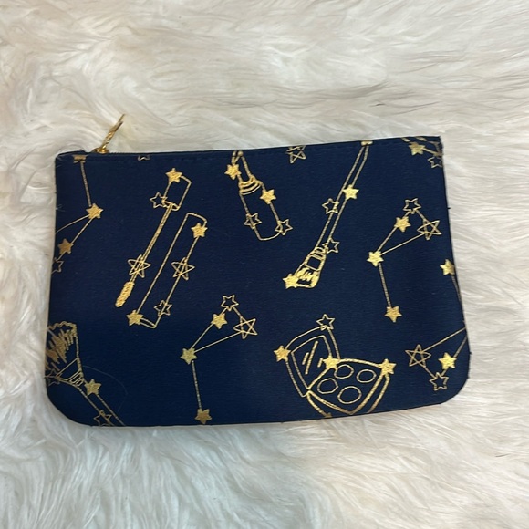 3/$25 Ipsy navy & gold cosmetic pouch - Picture 1 of 4